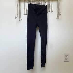 Very high quality pants brand new looking nothing wrong with them